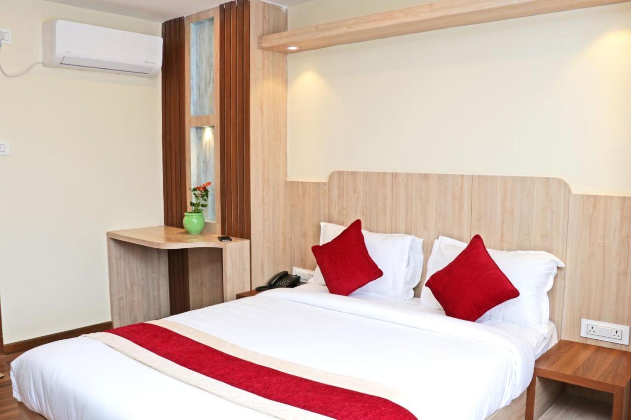 Hotel Nilakantha Pvt. Ltd Kathmandu Exterior photo